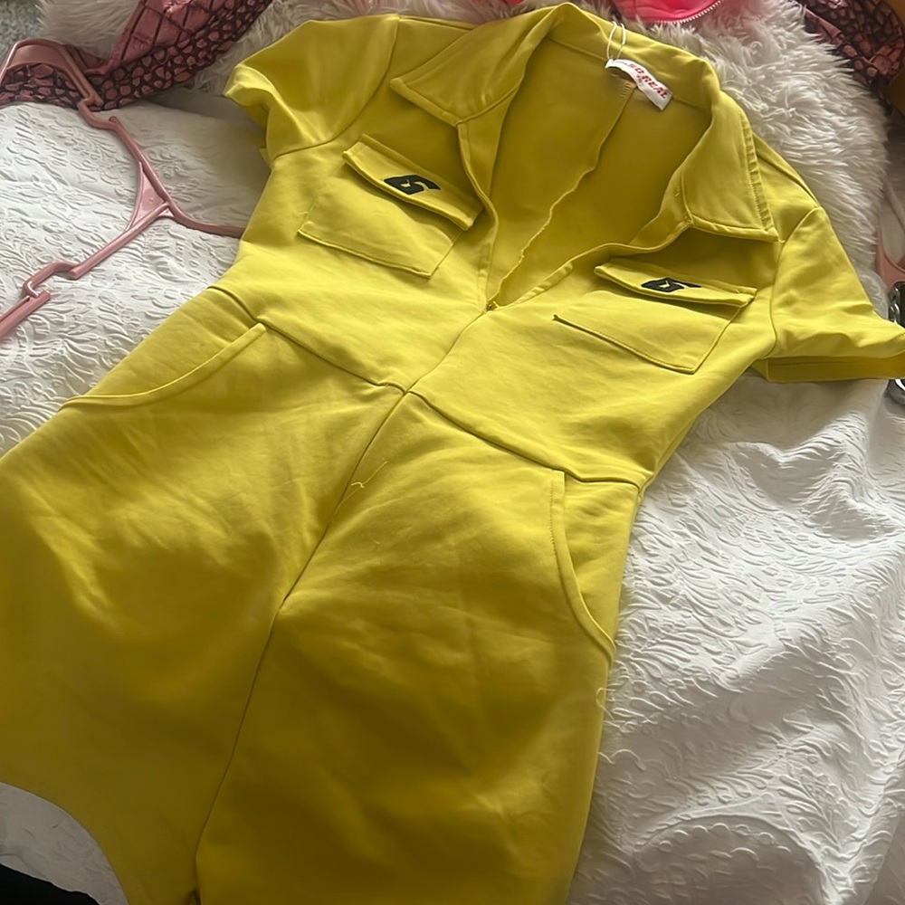 Gsuwoo yellow romper